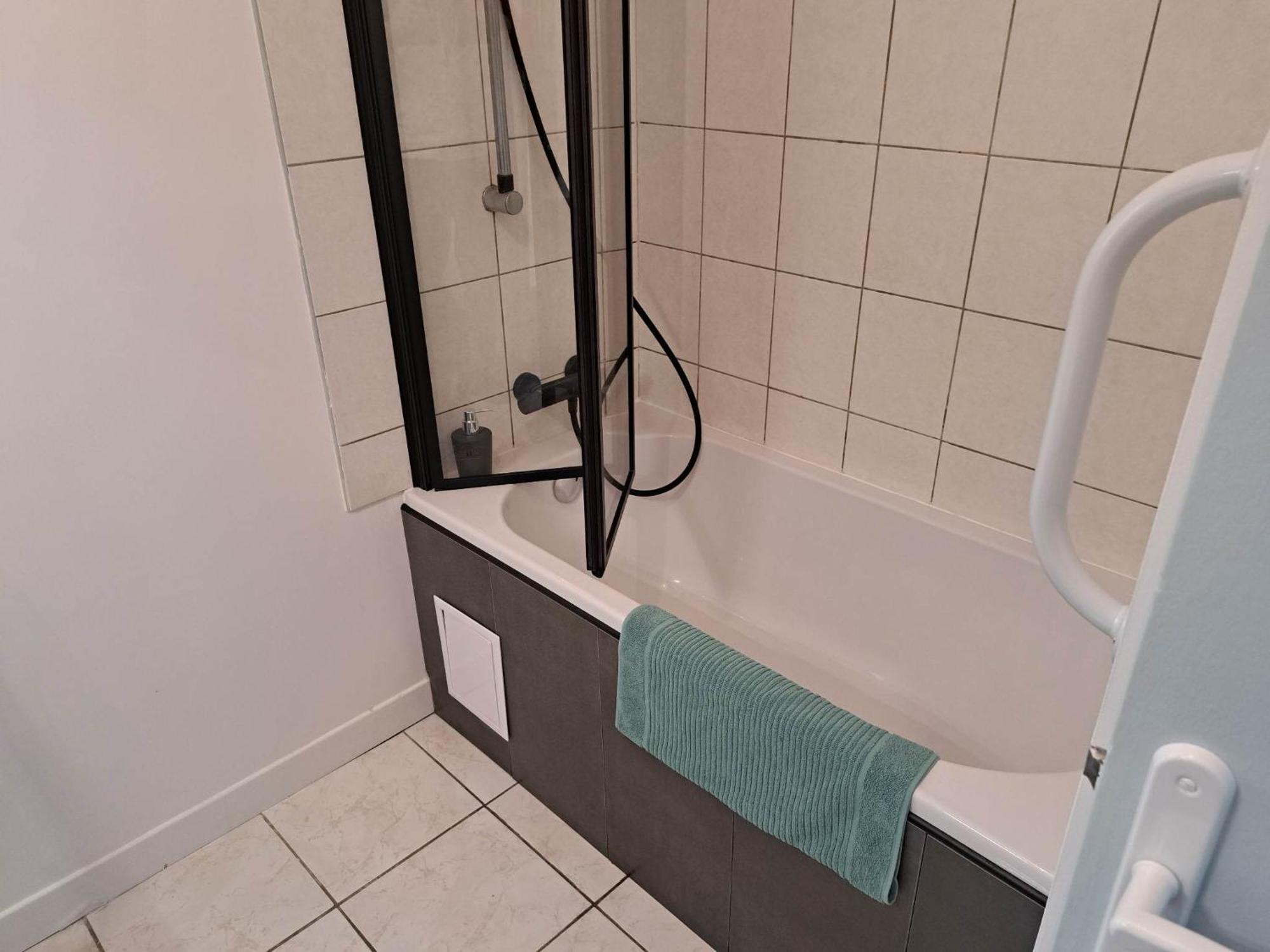 Appartements Lannion Proche Centre, Cotes De Granit Rose 部屋 写真